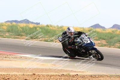 media/Apr-30-2023-CRA (Sun) [[020fcf5d43]]/Race 14-400 Expert-Amateur Superbike/